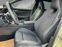 Škoda Superb Combi Sportline iV TSI DSG in Ice Tea-Gelb Metallic