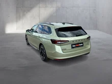 Škoda Superb Combi Sportline iV TSI DSG in Ice Tea-Gelb Metallic