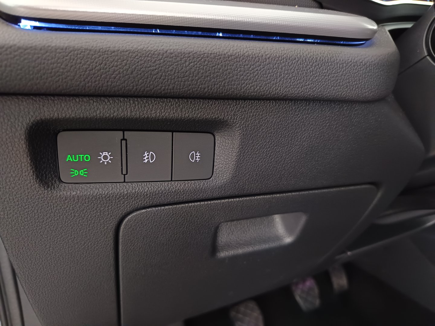 Škoda OCTAVIA Combi Business TDI | Bild 13 von 34