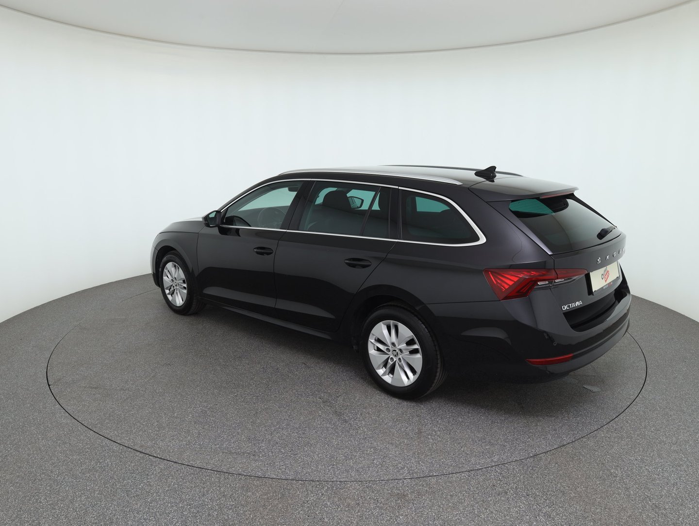 Škoda OCTAVIA Combi Business TDI | Bild 7 von 34