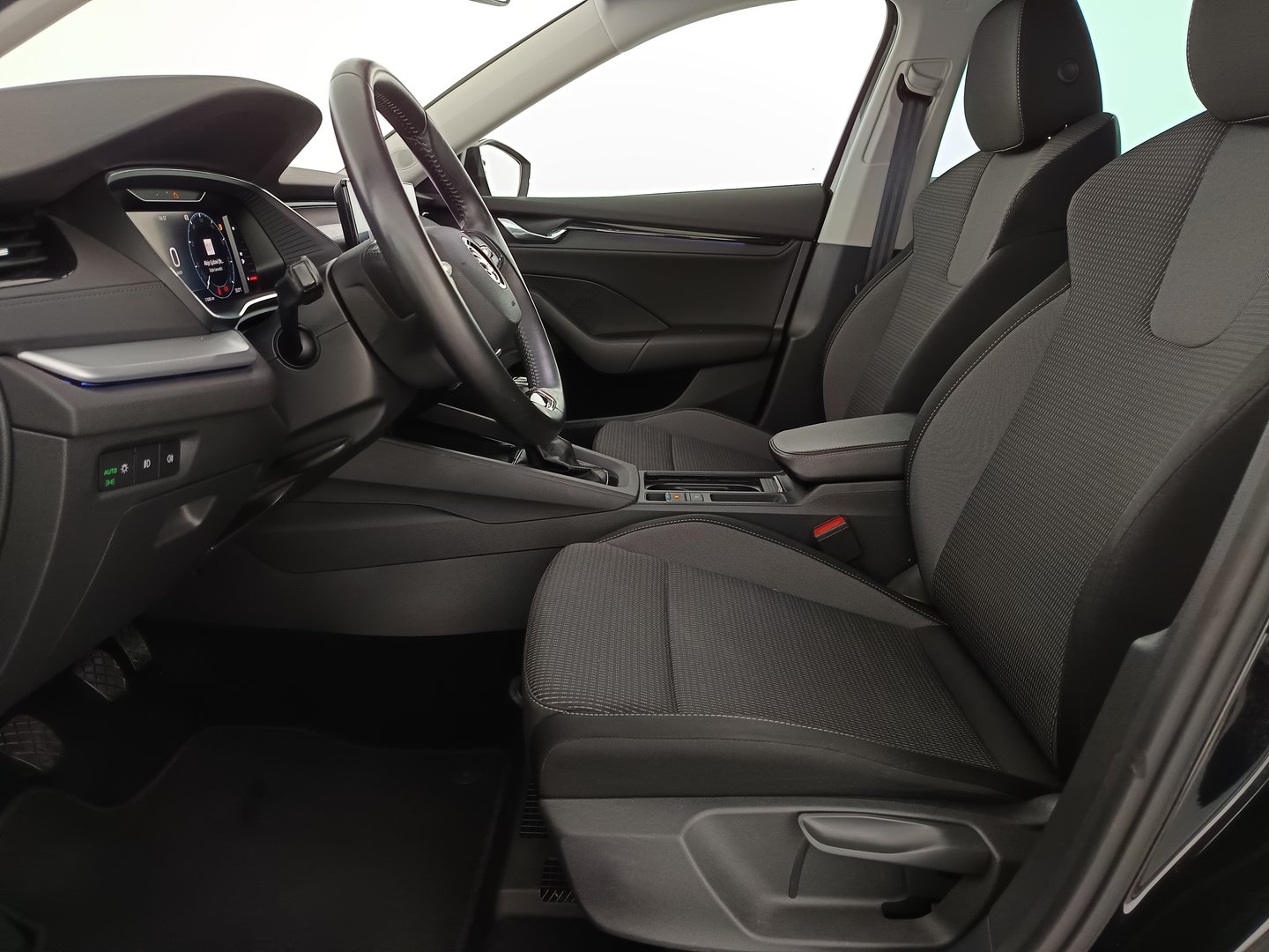Škoda OCTAVIA Combi Business TDI | Bild 14 von 34