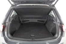 VW Tiguan Life TDI 4MOTION DSG in DELFINGRAU METALLIC