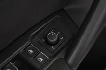 VW Tiguan Life TDI 4MOTION DSG in DELFINGRAU METALLIC