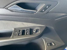 VW Golf Variant R-Line mHeV DSG in Lapiz Blue Metallic
