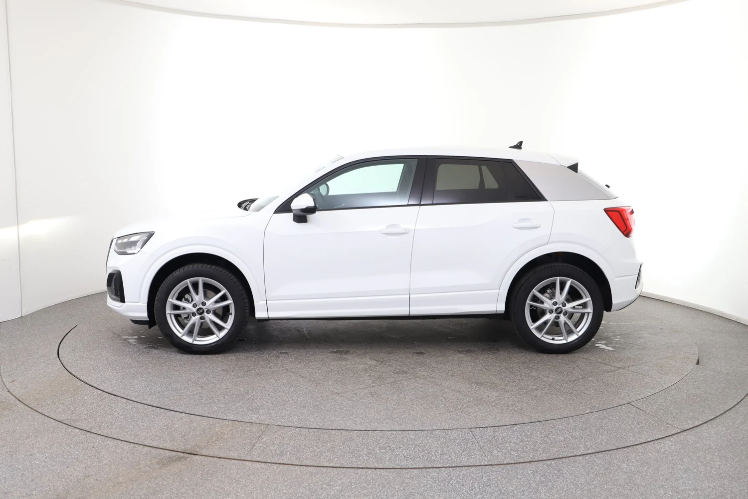 Bild eines Audi Q2 30 TFSI admired