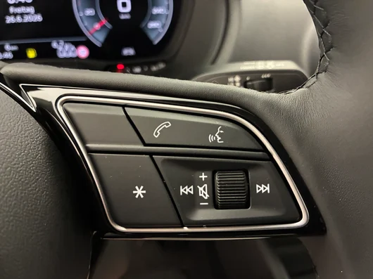 Bild eines Audi Q2 30 TFSI admired