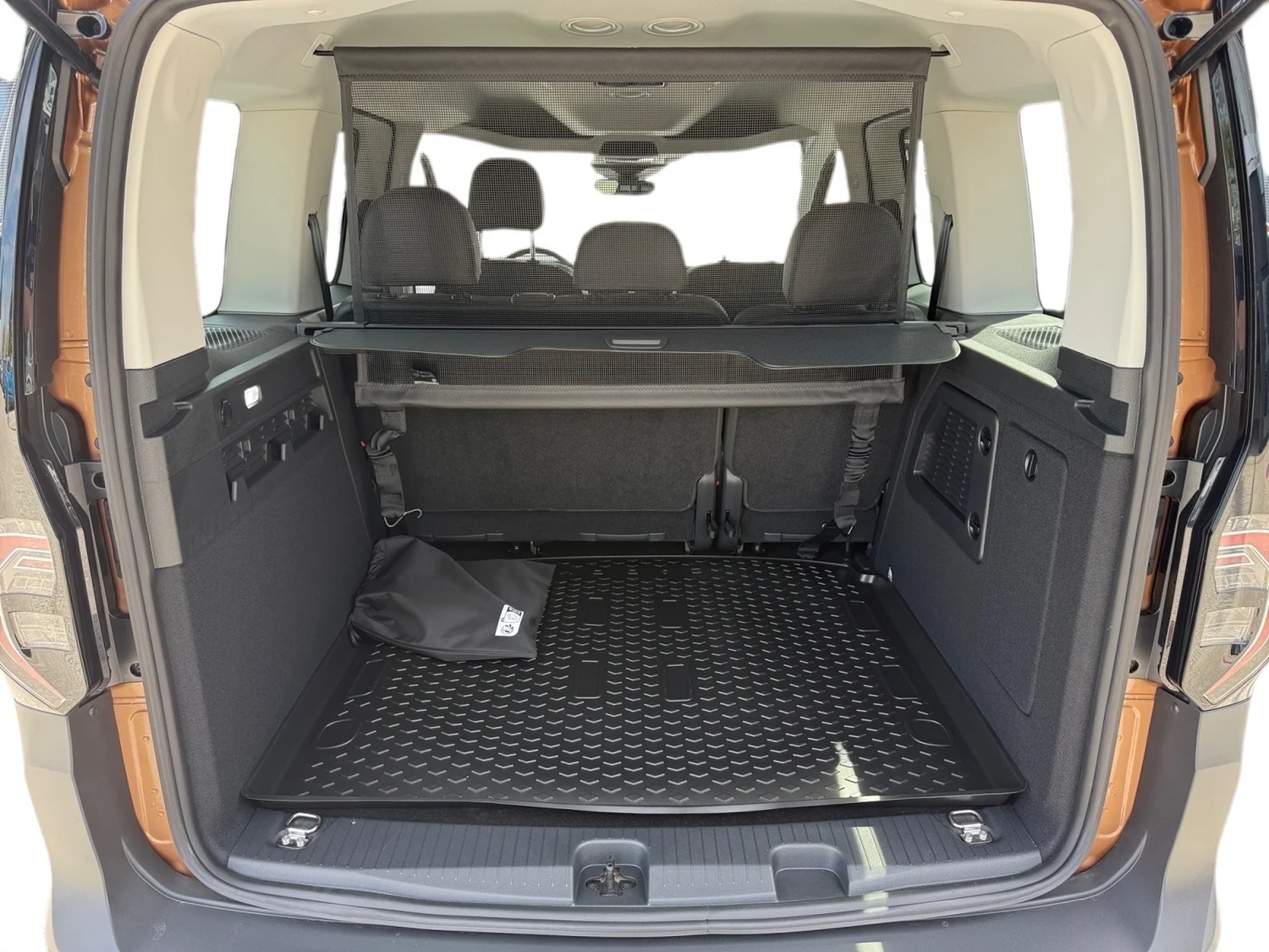 Bild eines Caddy PanAmericana eHybrid 110 kW