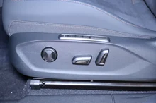CUPRA Terramar 1.5 e-TSI 150 PS DSG in Tambora-Grau Metallic