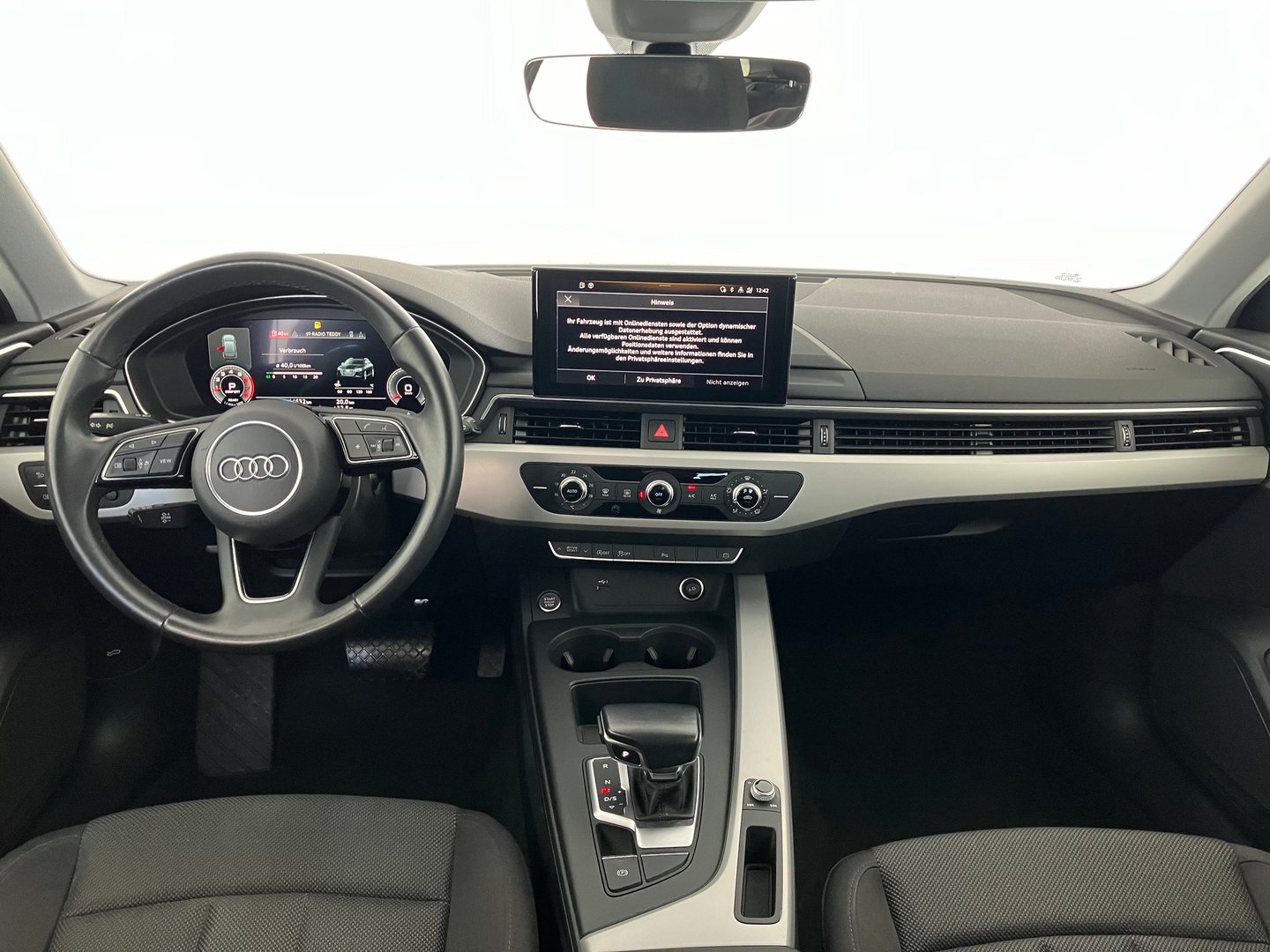 Audi A4 Avant 40 TFSI S line | Bild 6 von 19