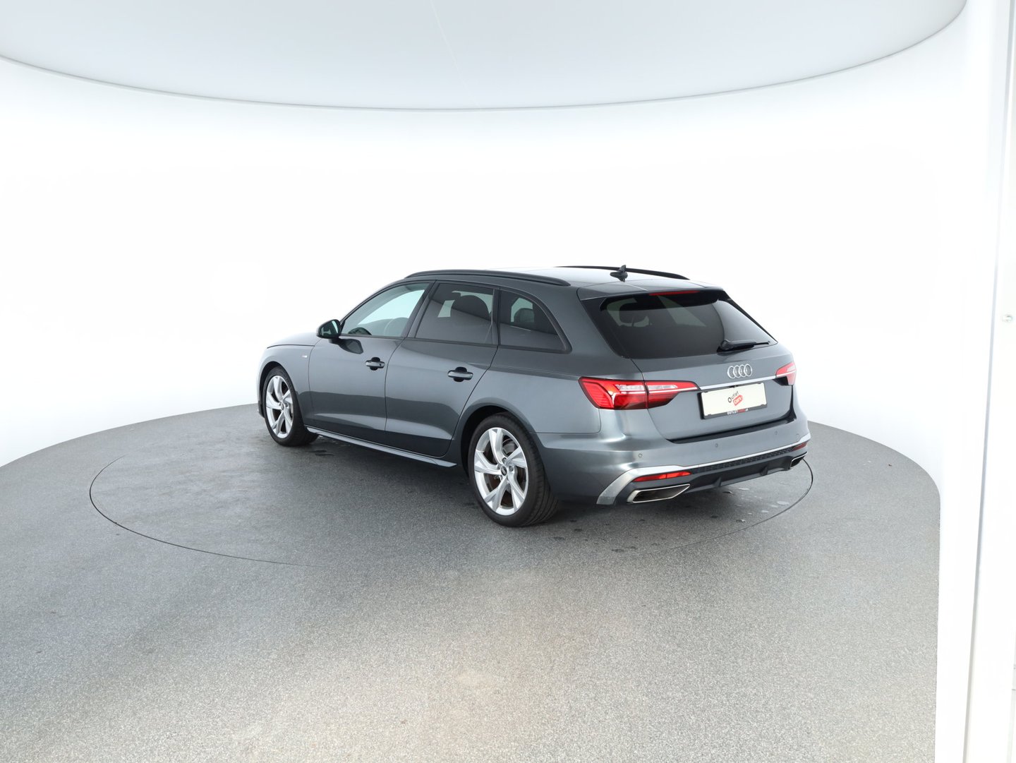 Audi A4 Avant 40 TFSI S line | Bild 2 von 19