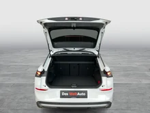 VW T-Roc Life eTSI DSG in Pure White Dach Black Uni