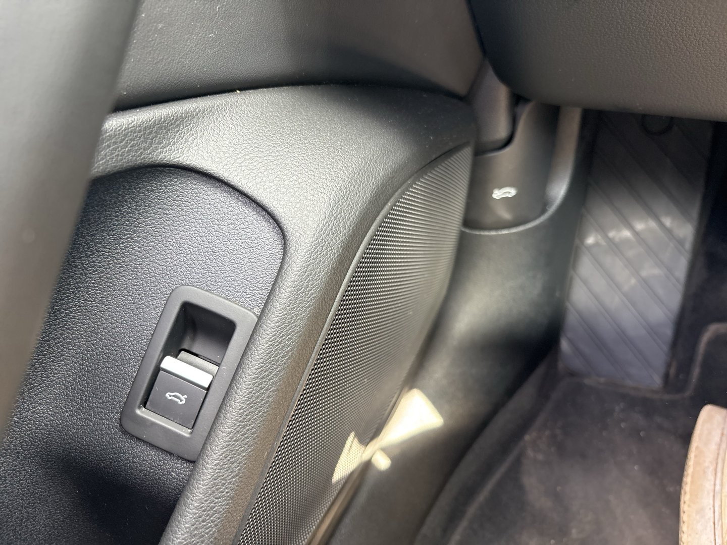 Audi A4 Avant 35 TDI S line | Bild 9 von 20