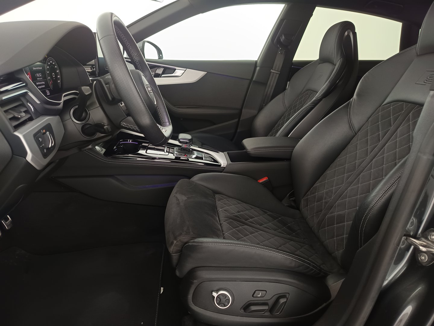 Audi A5 Sportback 40 TDI quattro S line | Bild 13 von 36