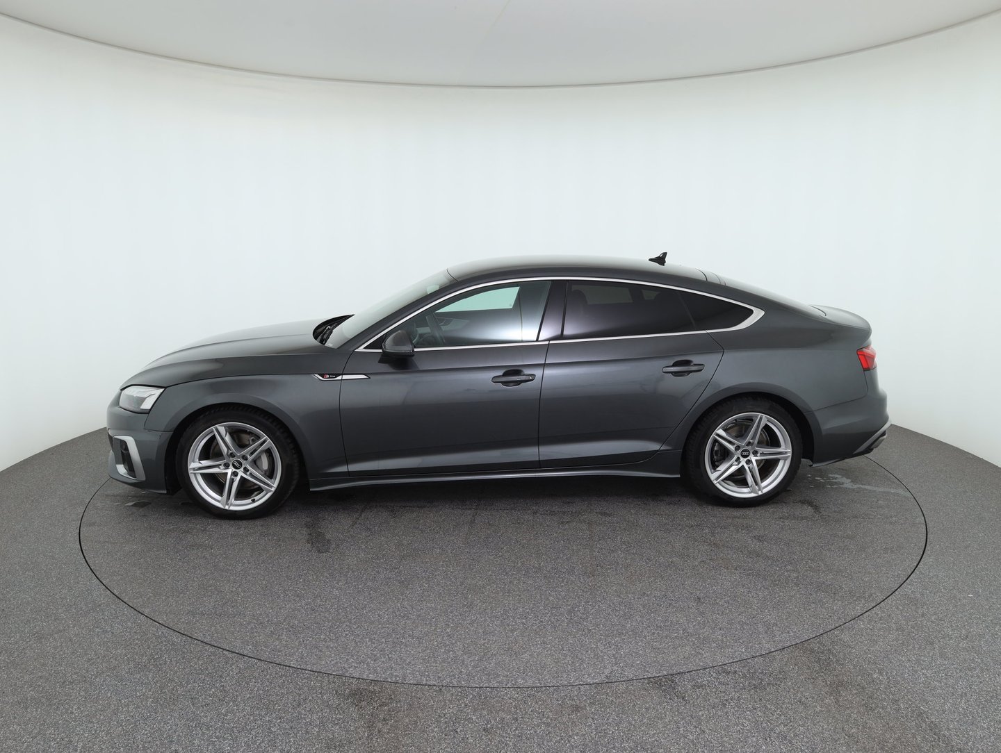 Audi A5 Sportback 40 TDI quattro S line | Bild 8 von 36