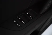 Porsche Cayenne S in chromitschwarzmetallic