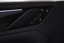 Porsche Cayenne S in chromitschwarzmetallic