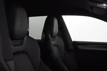 Porsche Cayenne S in chromitschwarzmetallic