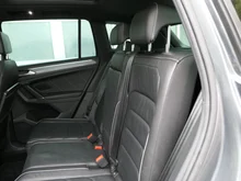 VW Tiguan Highline TDI SCR 4MOTION DSG in Indiumgrau Metallic/Indiumgrau Metallic
