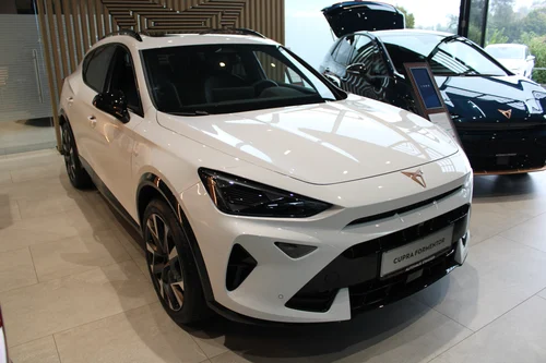 CUPRA Formentor e-HYBRID 204 PS DSG