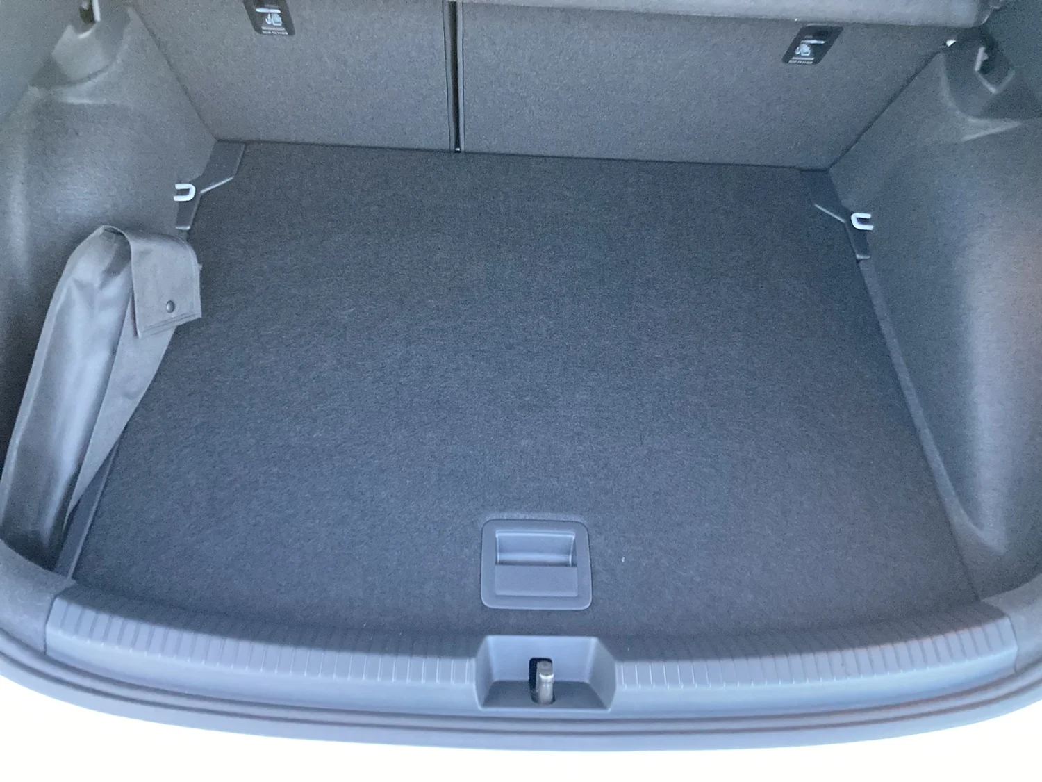 Bild eines VW Taigo 4Me TSI