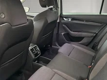 Škoda Octavia Combi Selection TDI DSG in Stahl-Grau