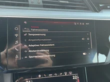 Audi SQ8 Sportback e-tron quattro in Mythosschwarz Metallic