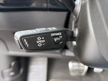 Audi SQ8 Sportback e-tron quattro in Mythosschwarz Metallic