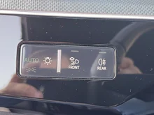 Audi SQ8 Sportback e-tron quattro in Mythosschwarz Metallic