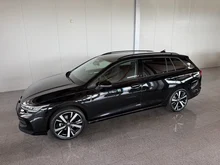 VW Golf Variant Business TSI in Grenadillschwarz Metallic