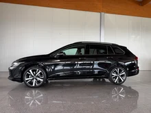 VW Golf Variant Business TSI in Grenadillschwarz Metallic