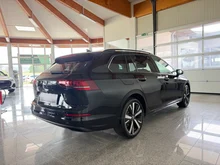 VW Golf Variant Business TSI in Grenadillschwarz Metallic
