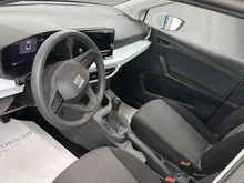 SEAT Arona Reference 1.0 TSI in Candy-Weiß