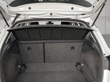 SEAT Arona Reference 1.0 TSI in Candy-Weiß