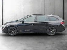 Škoda Octavia Combi RS TDI DSG in SCHWARZ-MAGIC PERLEFFEKT