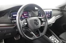 Škoda Octavia Combi RS TDI DSG in SCHWARZ-MAGIC PERLEFFEKT