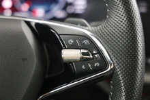 Škoda Octavia Combi RS TDI DSG in SCHWARZ-MAGIC PERLEFFEKT