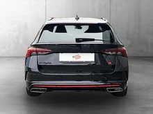 Škoda Octavia Combi RS TDI DSG in SCHWARZ-MAGIC PERLEFFEKT