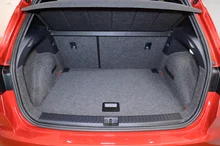 SEAT Arona FR Austria 1.0 TSI in Desire-Red Metallic