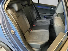 VW Golf Rabbit TSI in Anemonenblau Metallic