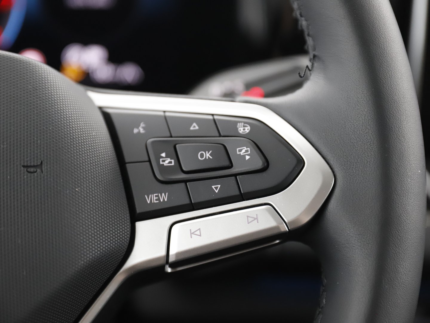 VW Tiguan Elegance eTSI DSG | Bild 18 von 31