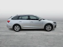 Škoda Octavia Combi 4x4 Ambition TDI DSG in Brillant-Silber Metallic
