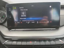 Škoda Octavia Combi 4x4 Ambition TDI DSG in Brillant-Silber Metallic