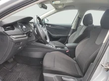 Škoda Octavia Combi 4x4 Ambition TDI DSG in Brillant-Silber Metallic