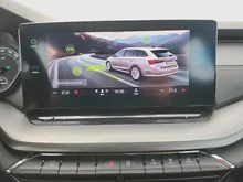 Škoda Octavia Combi 4x4 Ambition TDI DSG in Brillant-Silber Metallic