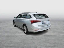 Škoda Octavia Combi 4x4 Ambition TDI DSG in Brillant-Silber Metallic