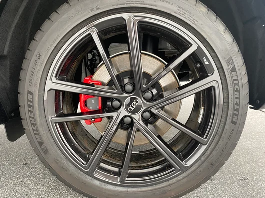 Bild eines Audi Q5 SUV TDI quattro 150 kW