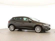 SEAT Leon Style TSI in Nacht-Schwarz Metallic