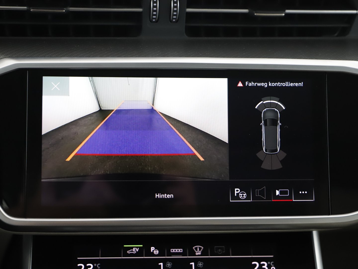 Audi A6 Avant 50 TFSI e quattro Design | Bild 10 von 19