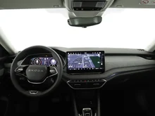 Škoda Octavia Combi Selection TDI DSG in Graphit-Grau Metallic
