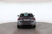 Škoda Octavia Combi Selection TDI DSG in Graphit-Grau Metallic